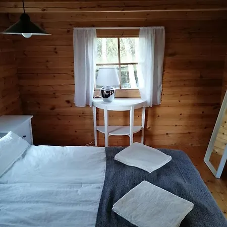 招待所 Hannuksen Piilopirtti Tornava