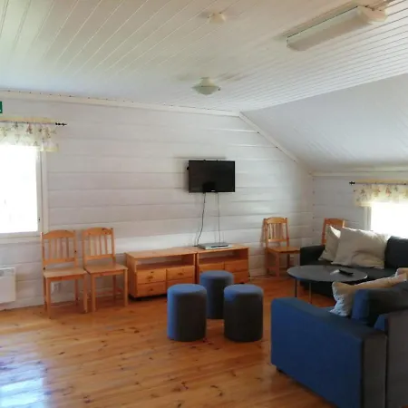 Hannuksen Piilopirtti Tornava