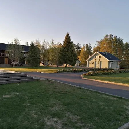 Hannuksen Piilopirtti Pensionat Tornava