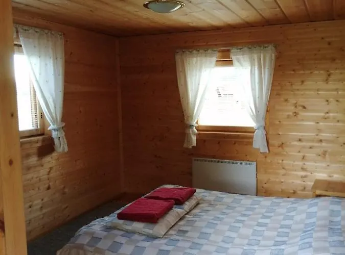 Hannuksen Piilopirtti * Tornava