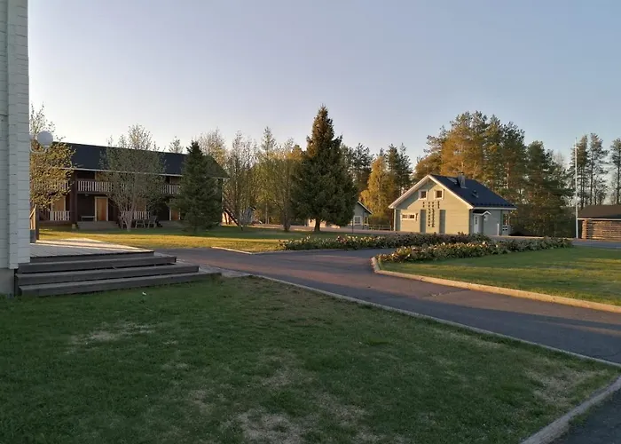 Hannuksen Piilopirtti בית הארחה Tornava